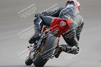 media/Dec-17-2022-SoCal Trackdays (Sat) [[224abd9271]]/Turn 10 Backside (120pm)/